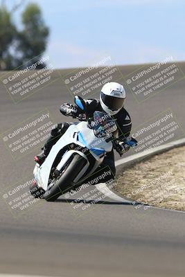 media/Sep-21-2025-TrackDaz (Sun) [[277c75b276]]/B Group/1220pm (Turn 2)/